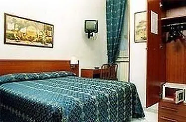 Hotel Viennese Rome 0*,