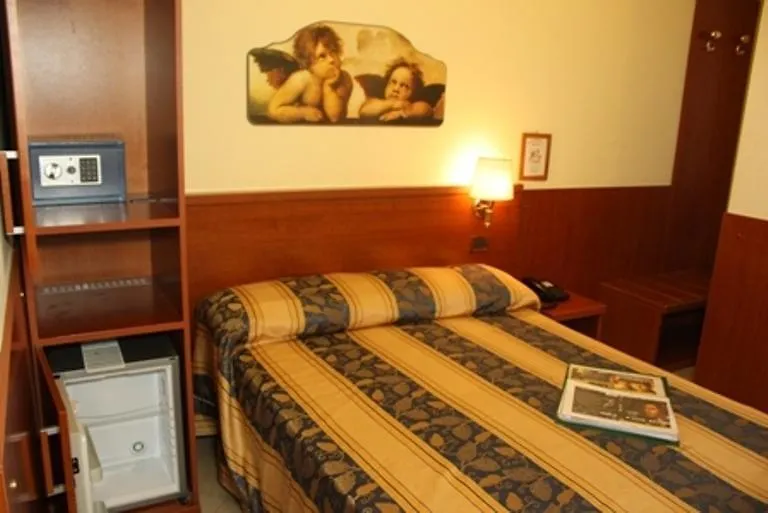 Hotel Viennese Rome