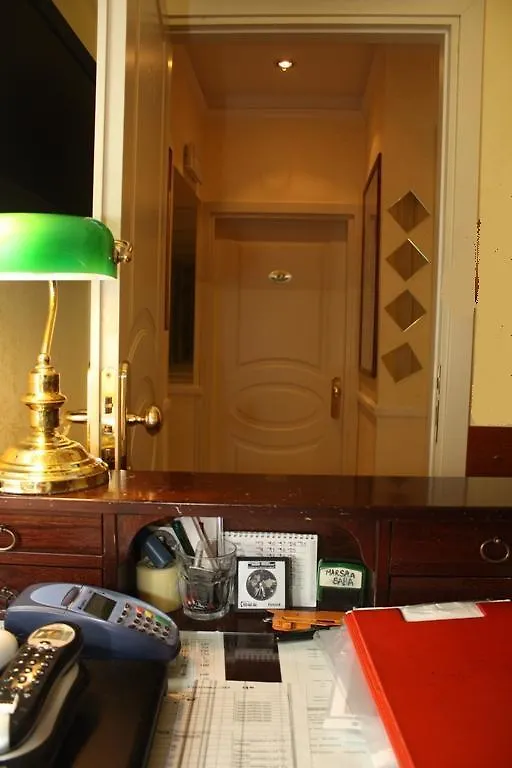 Hotel Viennese Rome