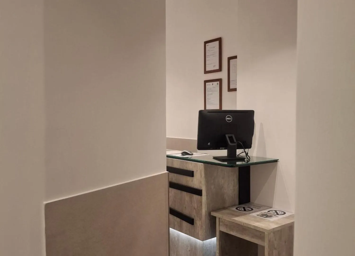 Hotel Viennese Rome Italy